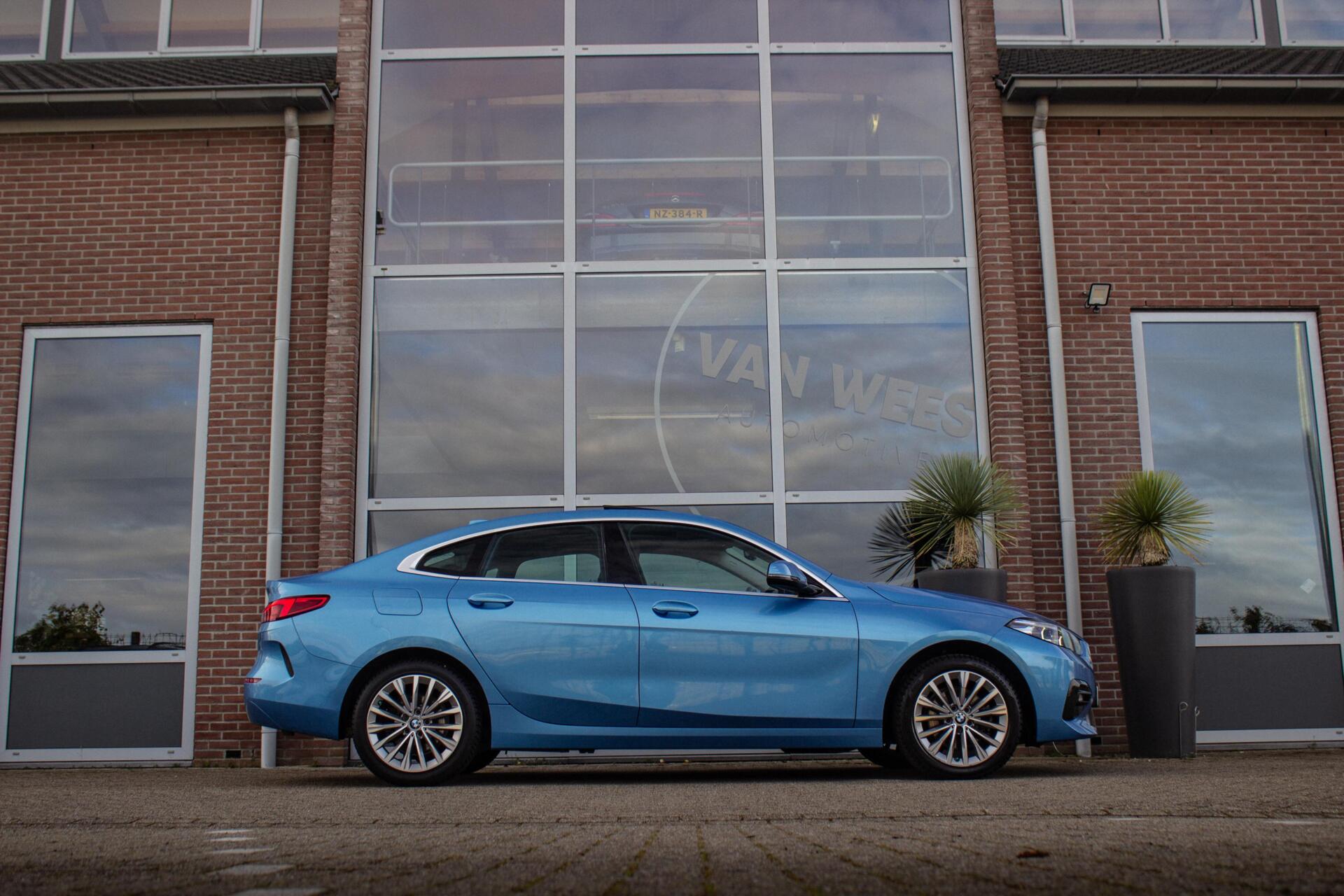 Foto van BMW 218i