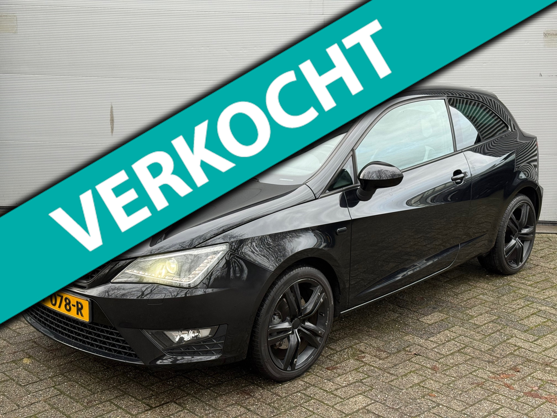 Seat Ibiza 1.4 TSI Cupra DSG l l Navi l Xenon l Stoelverwarming l Climate l 2013 - voorkant