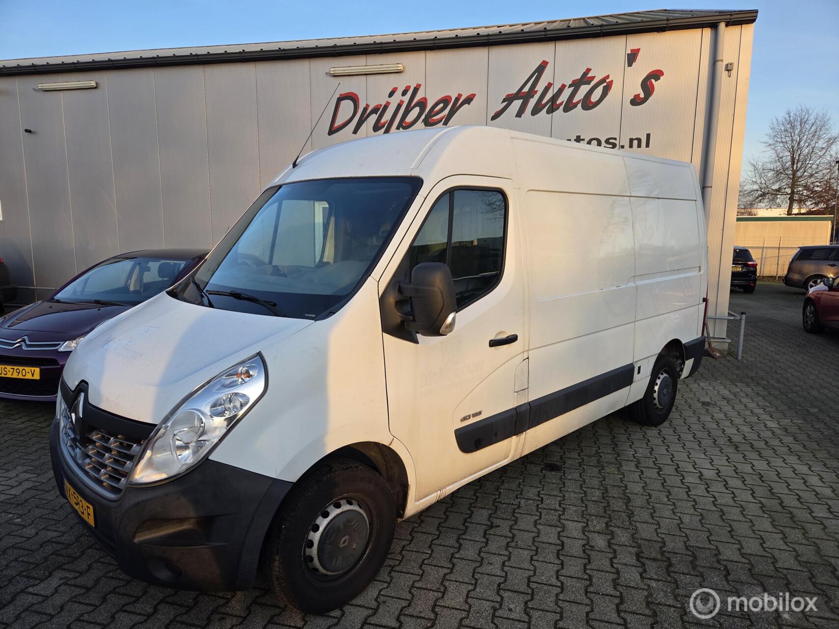 Renault Master T35 2.3 dCi L2H2 2016 - voorkant