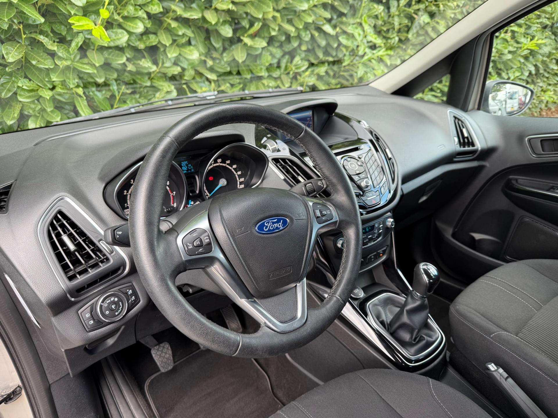 Foto van Ford B-max