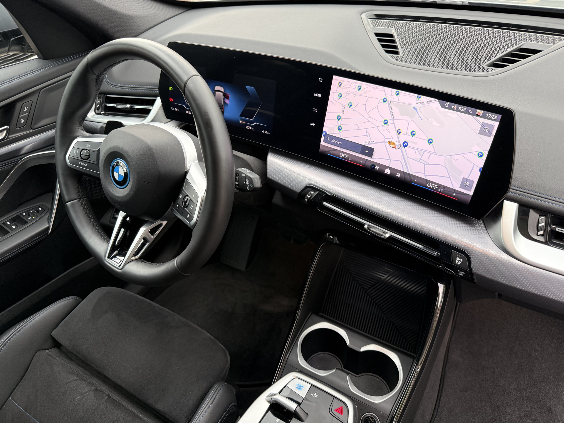Foto van BMW Ix1 Edrive20