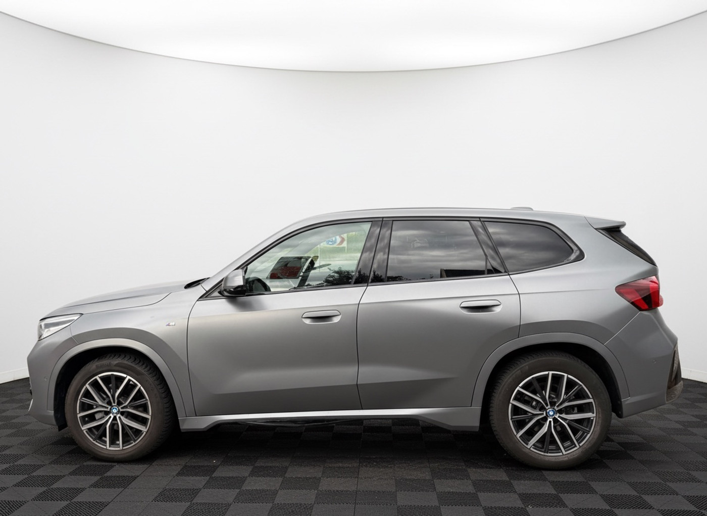 Foto van BMW Ix1 Edrive20