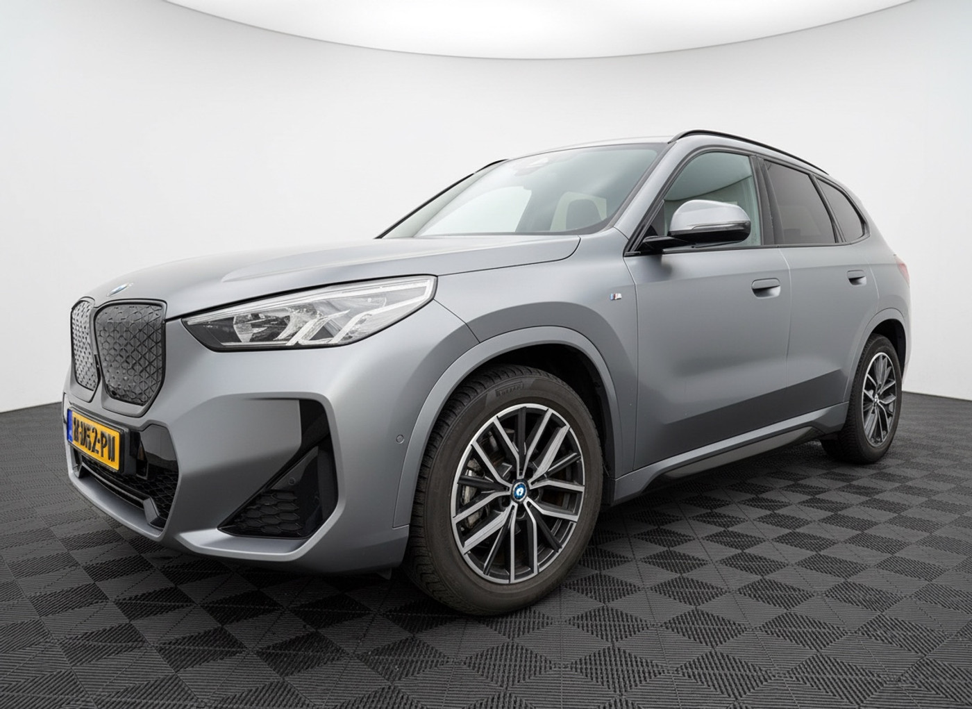 Foto van BMW Ix1 Edrive20