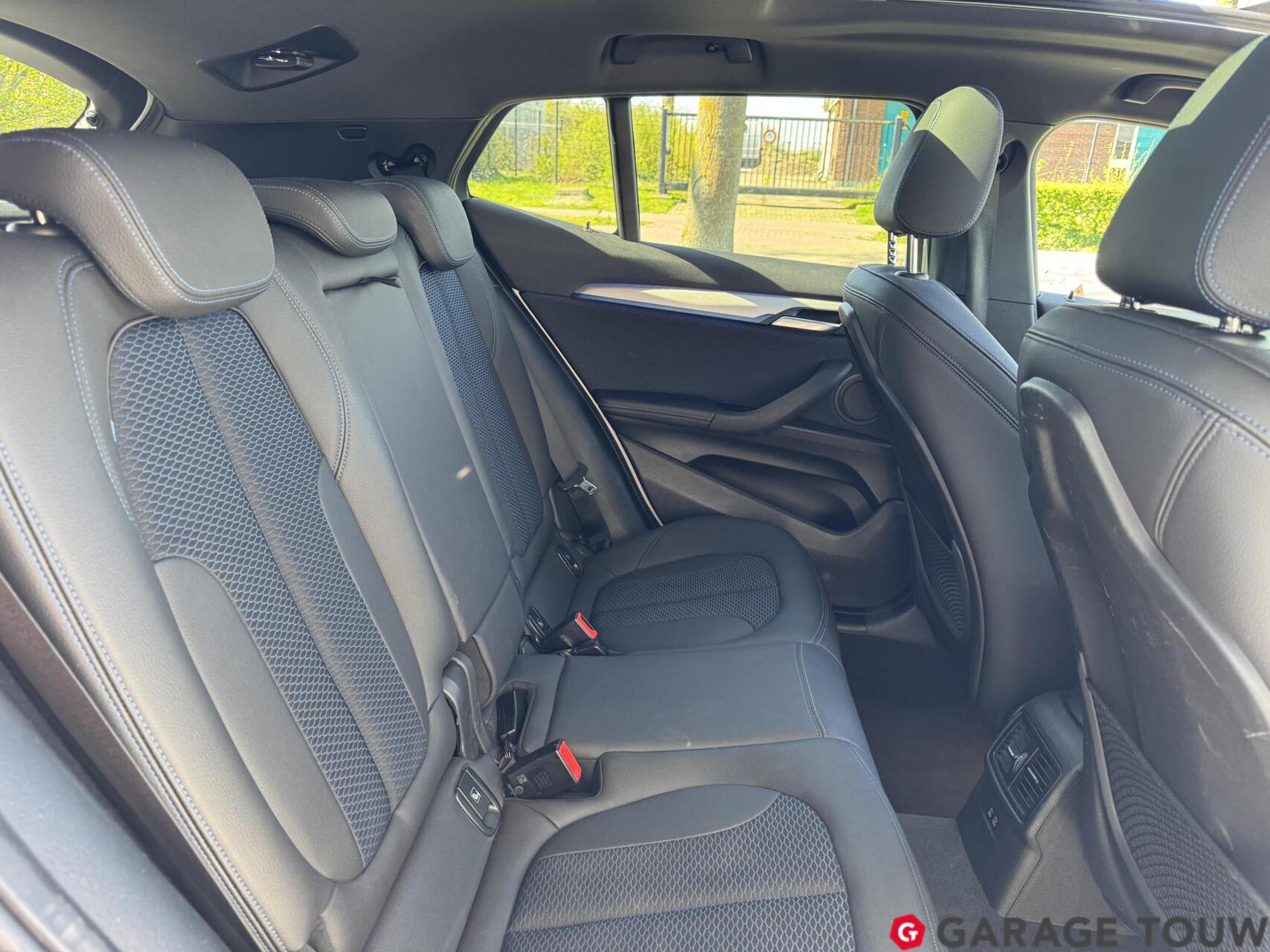 Foto van BMW X2 Sdrive20i