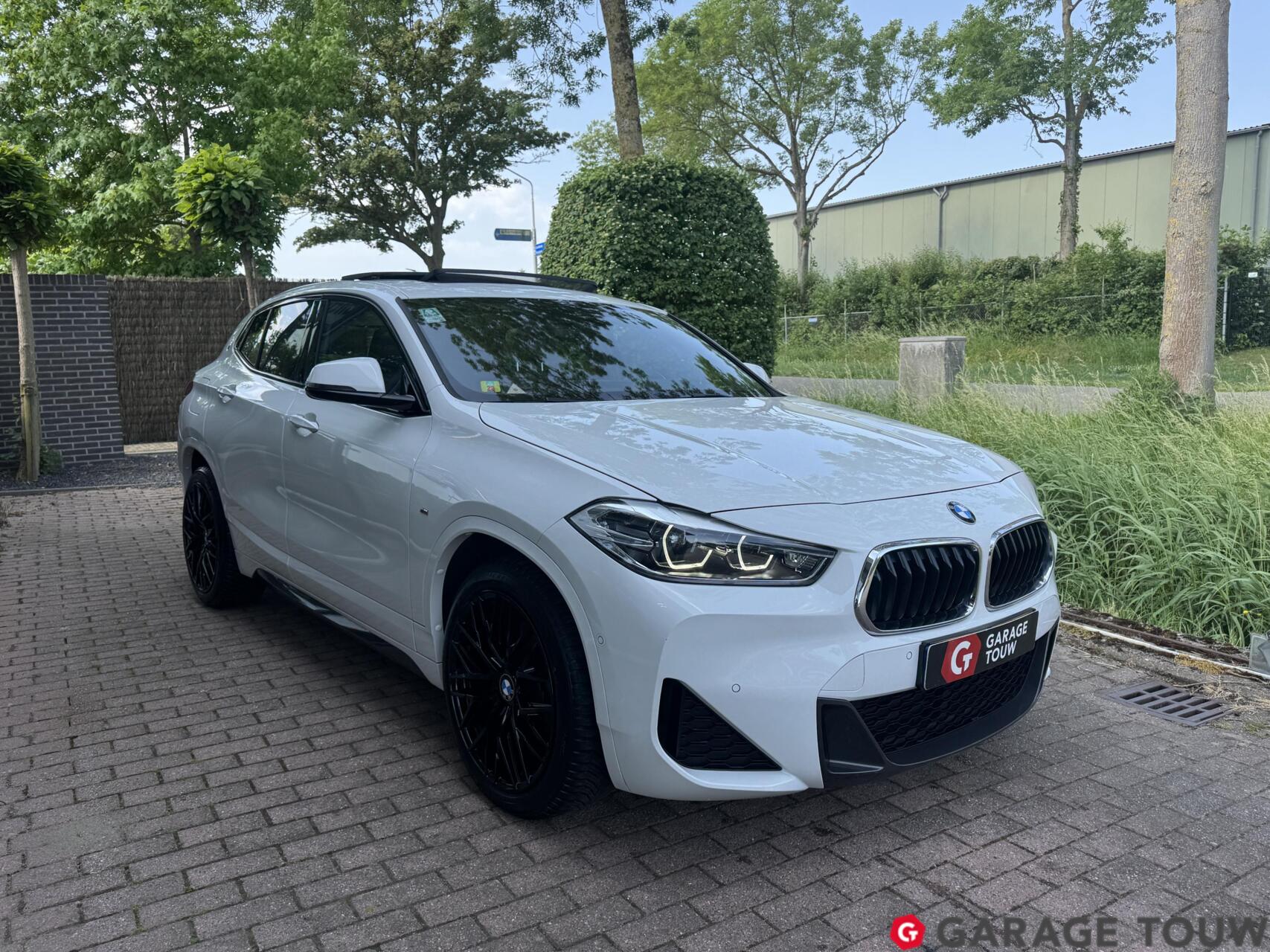 Foto van BMW X2 Sdrive20i