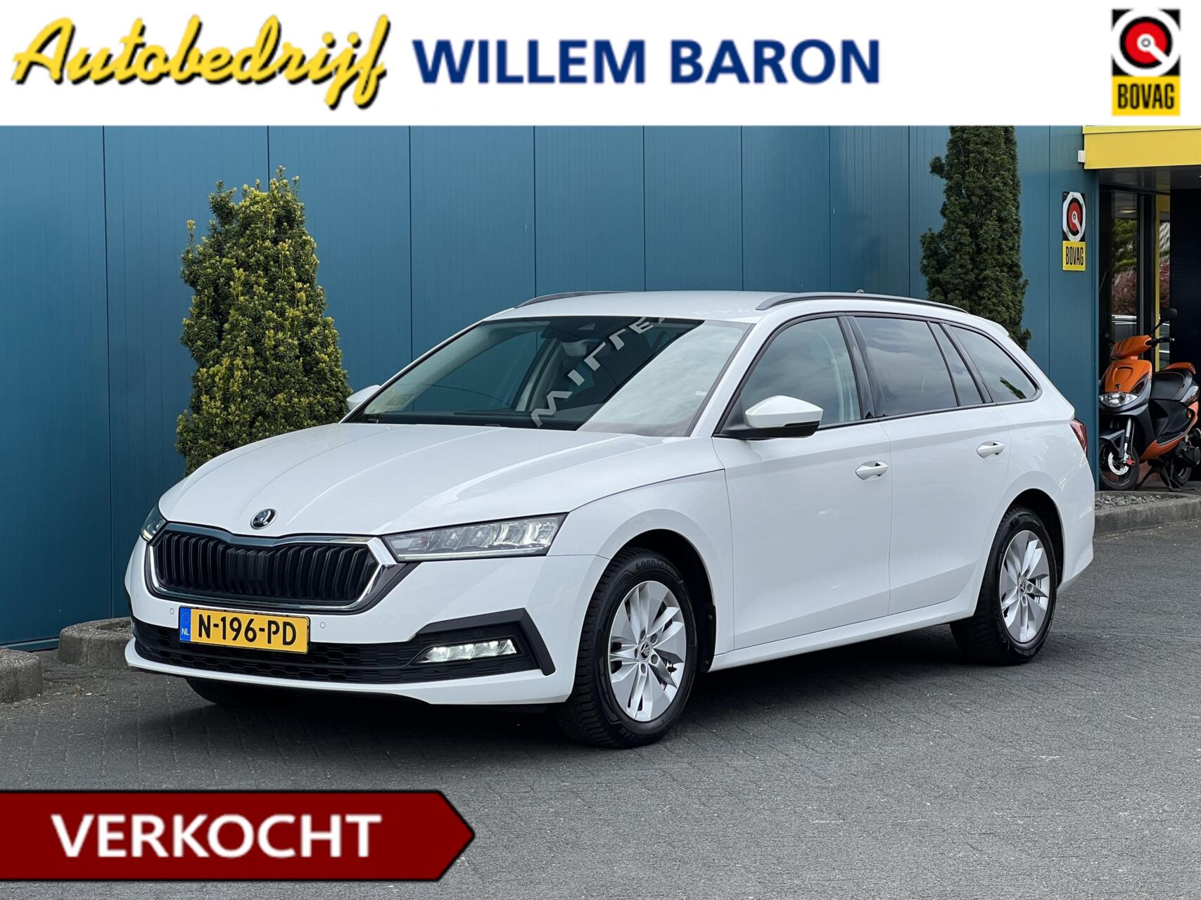 Skoda Octavia 1.0 e-TSI Business Edition 2021 - voorkant