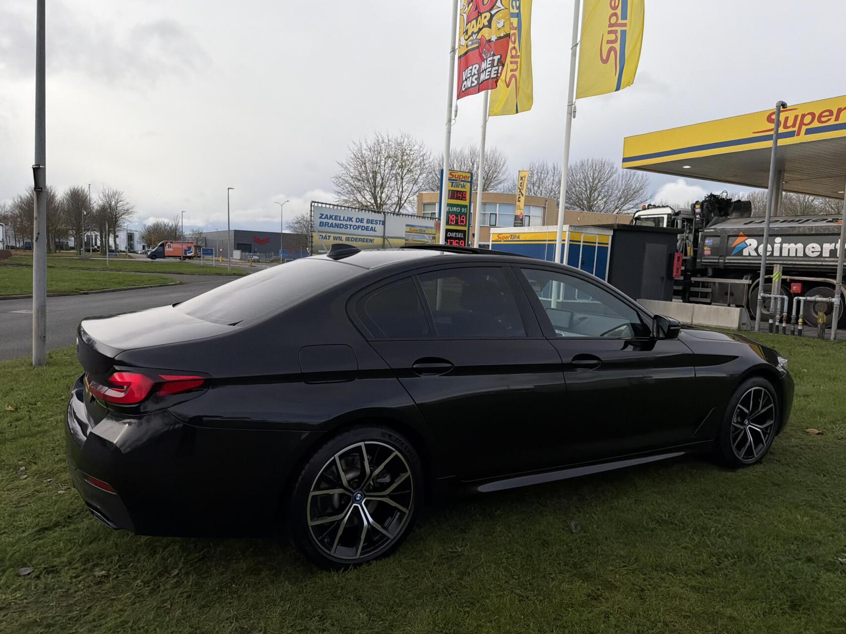 Foto van BMW 530e