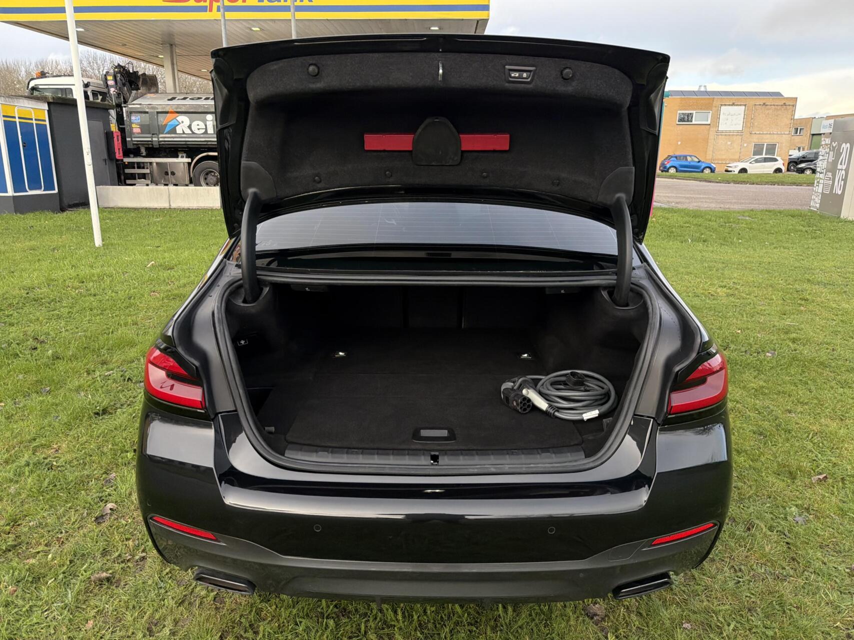 Foto van BMW 530e