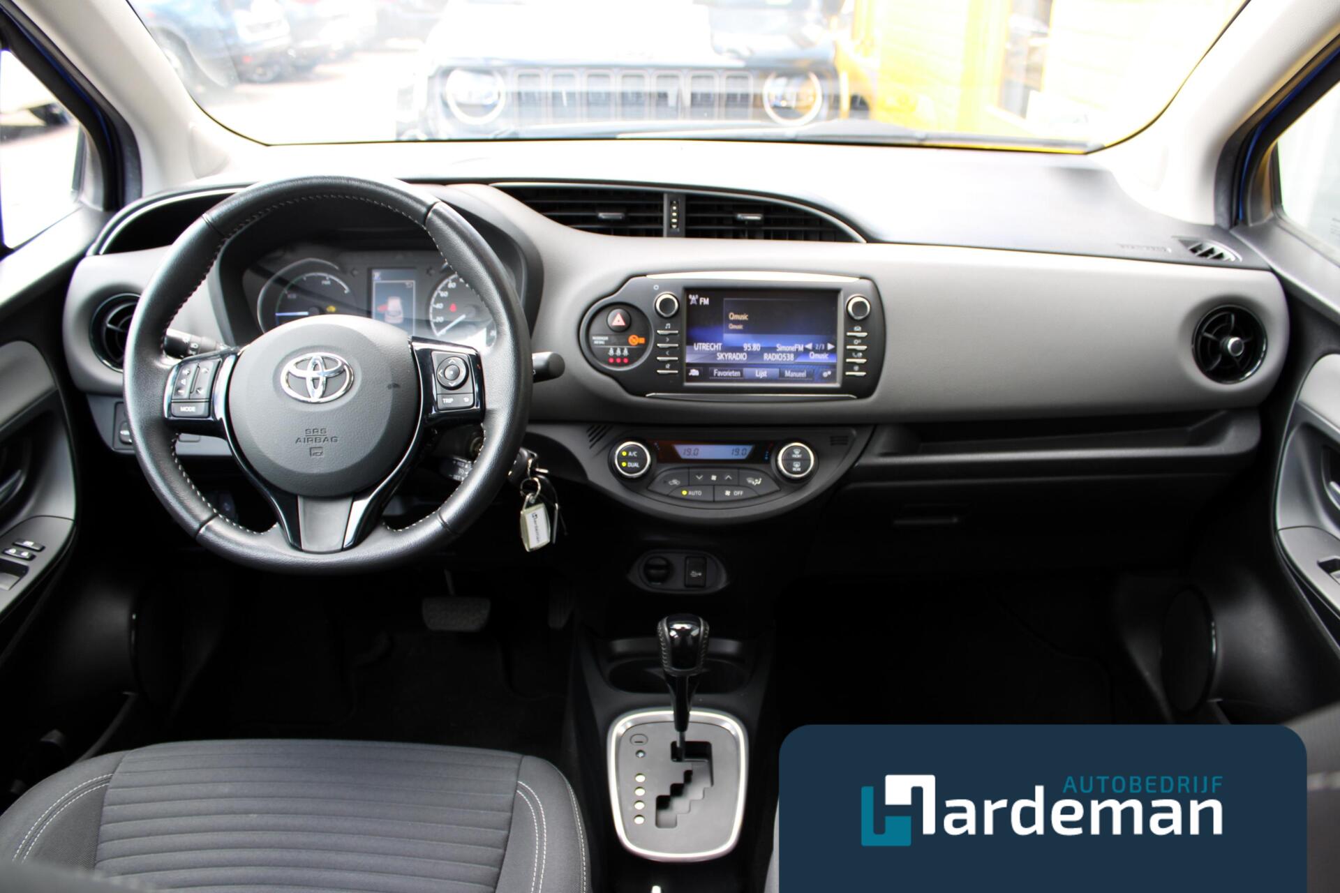 Foto van Toyota Toyota Yaris Hybrid