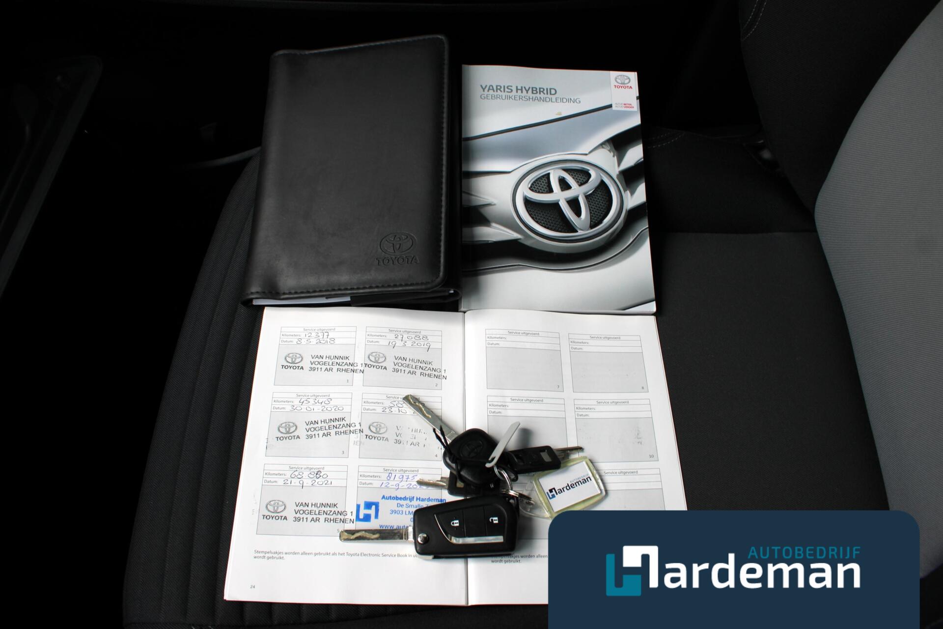 Foto van Toyota Toyota Yaris Hybrid