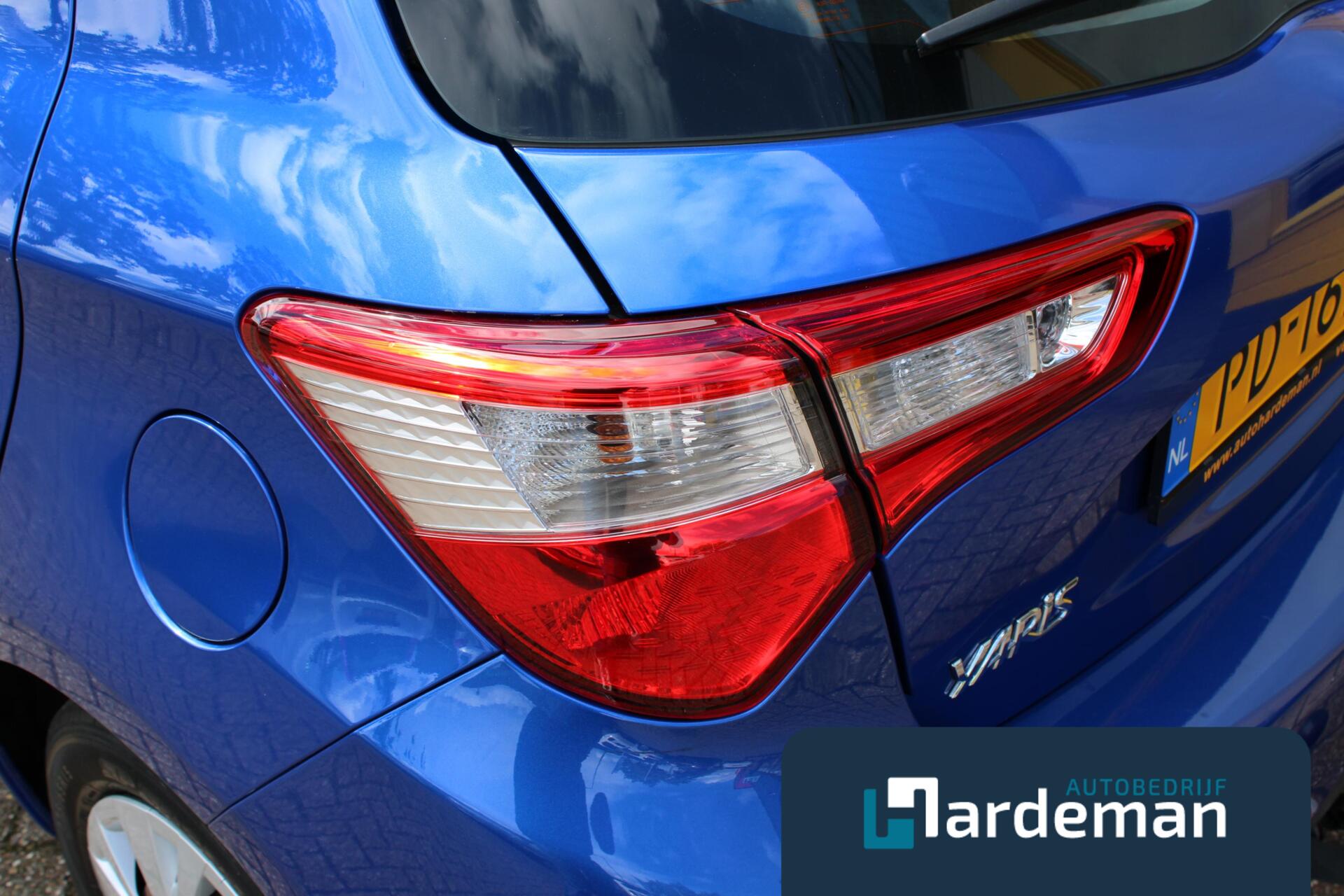 Foto van Toyota Toyota Yaris Hybrid