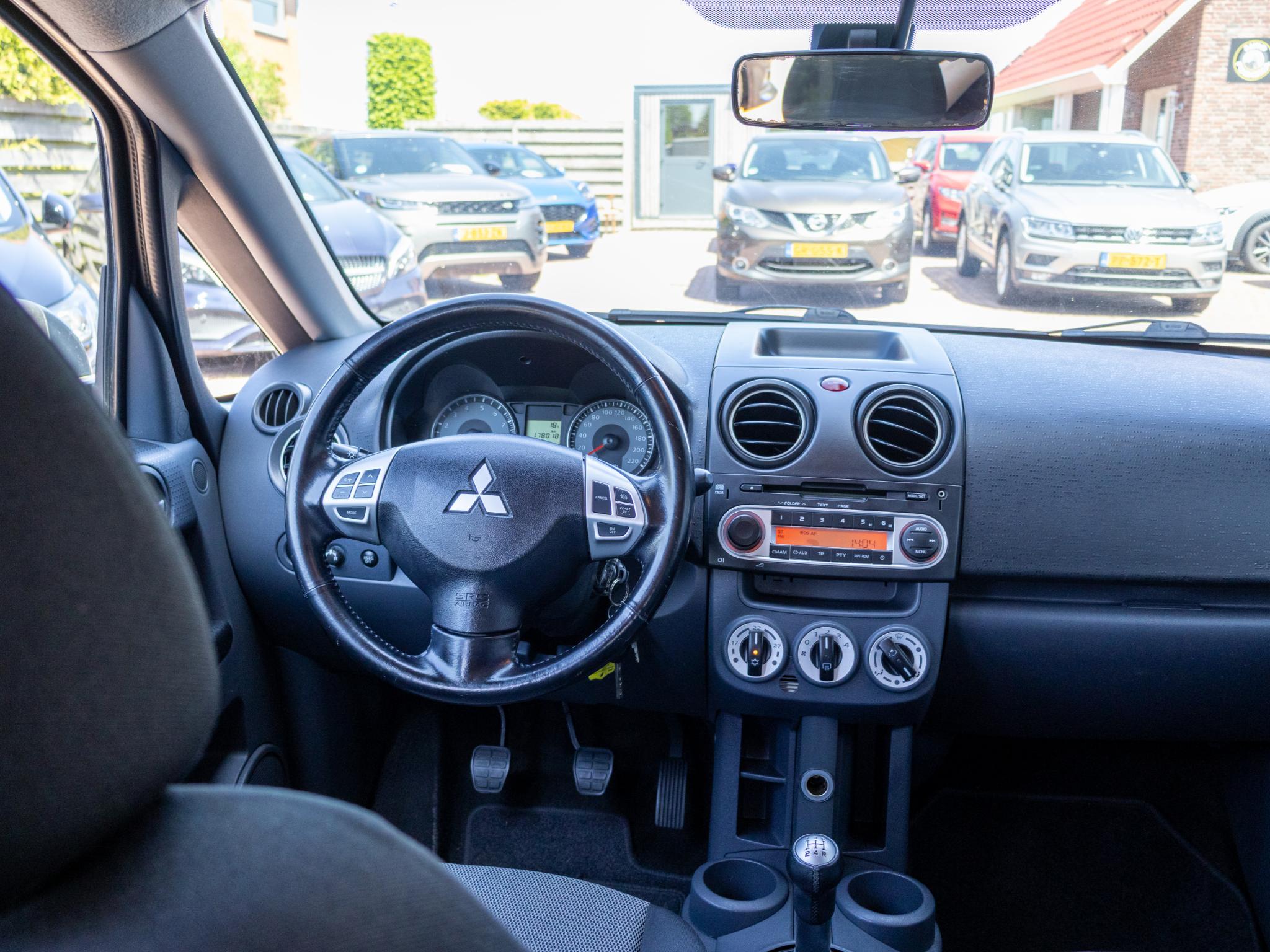Foto van Mitsubishi Mitsubishi Colt