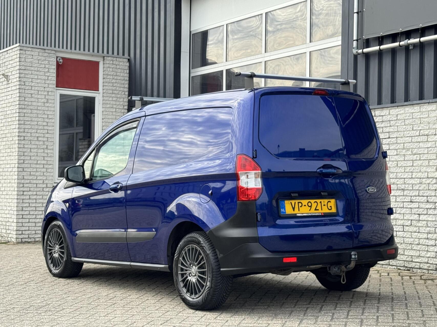 Foto van Ford Transit Courier