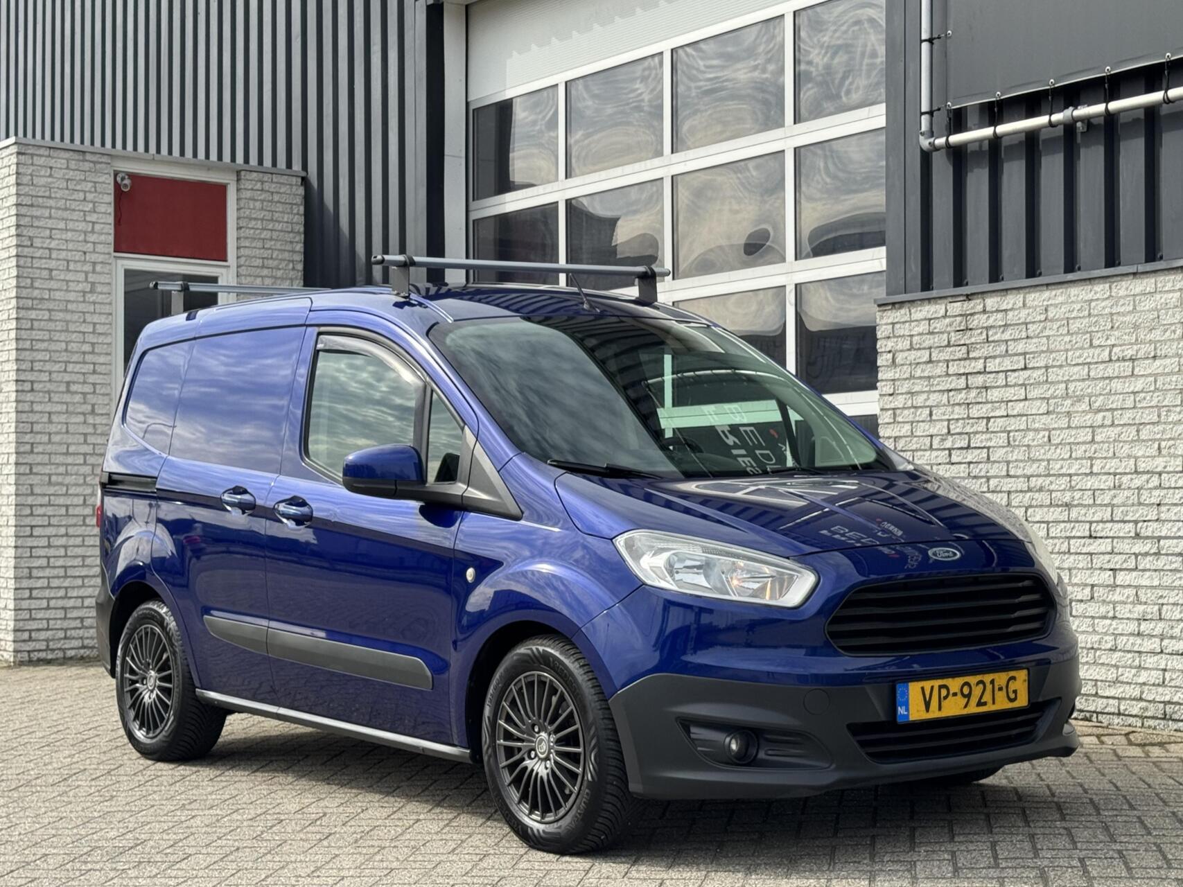 Foto van Ford Transit Courier
