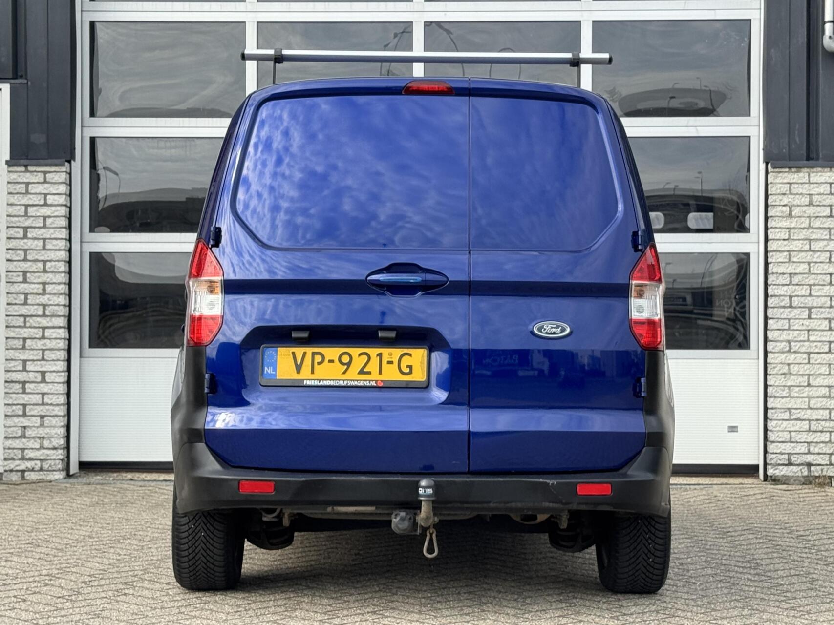 Foto van Ford Transit Courier