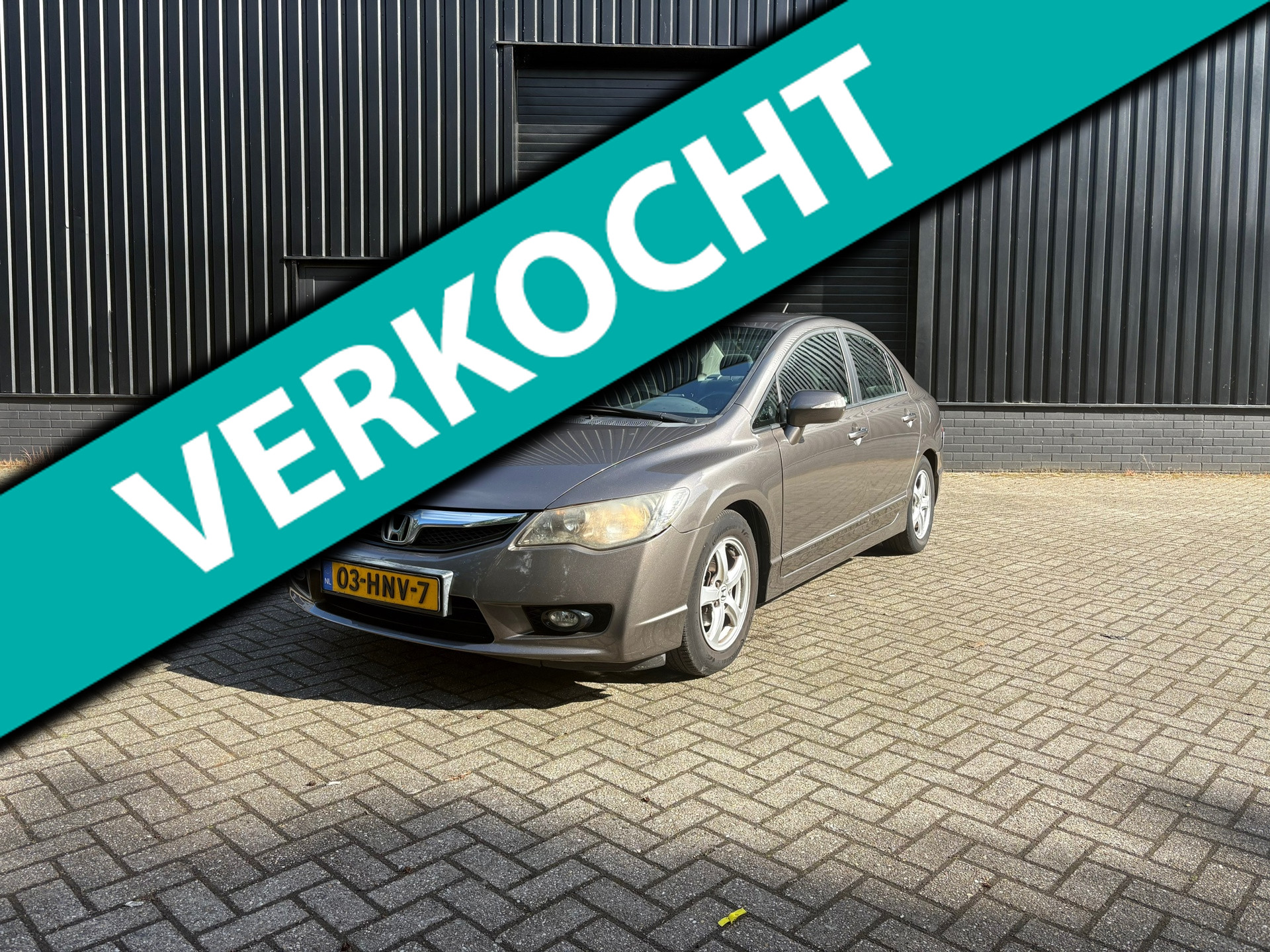 Foto van HONDA CIVIC 4DR HYBRID