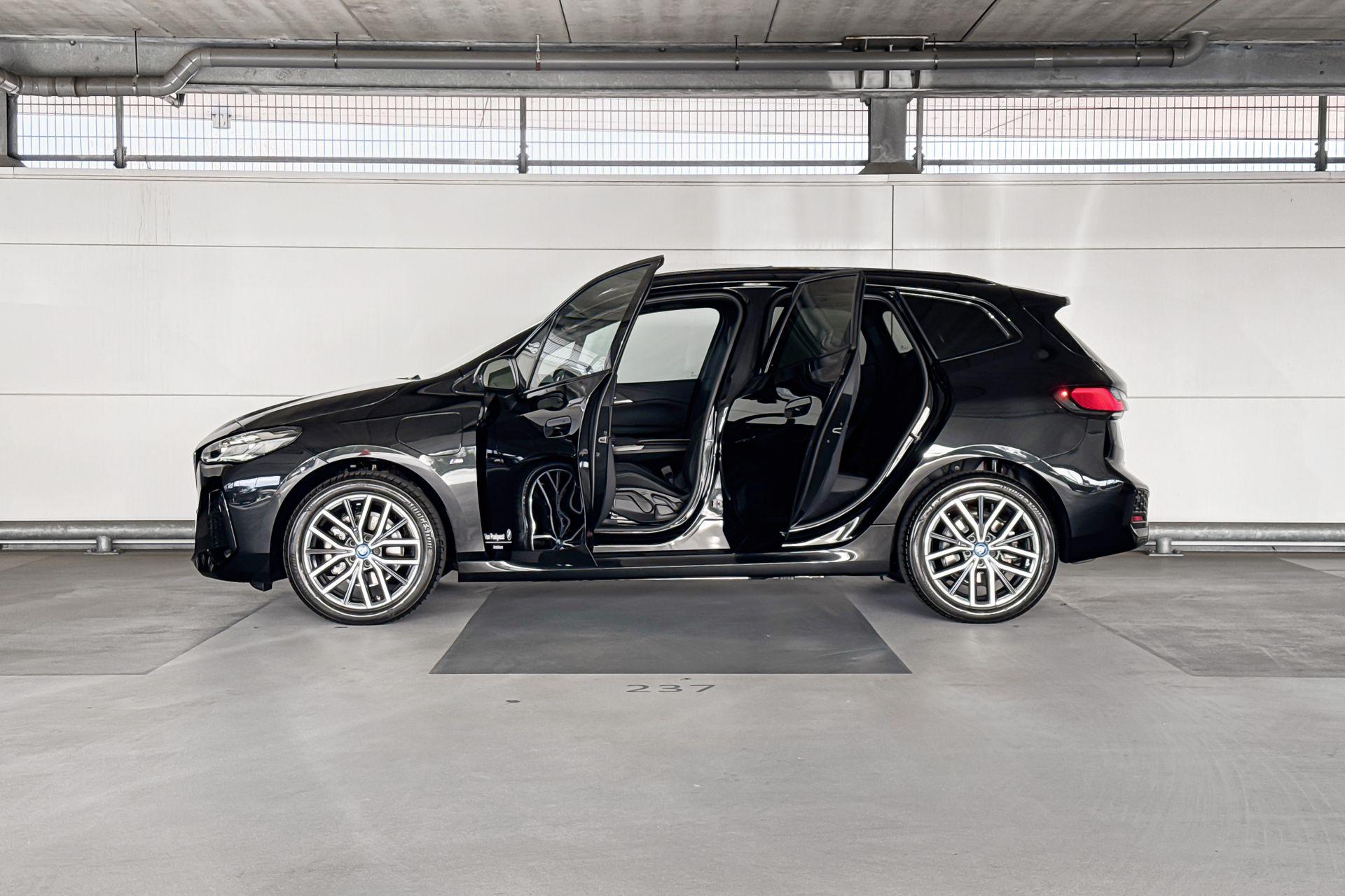 Foto van BMW 225e xDrive Active Tourer
