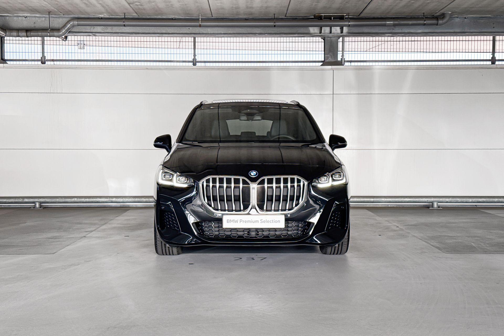 Foto van BMW 225e xDrive Active Tourer