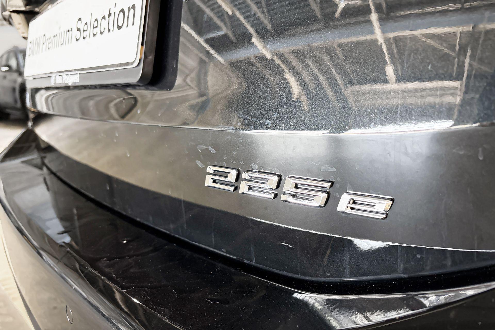 Foto van BMW 225e xDrive Active Tourer