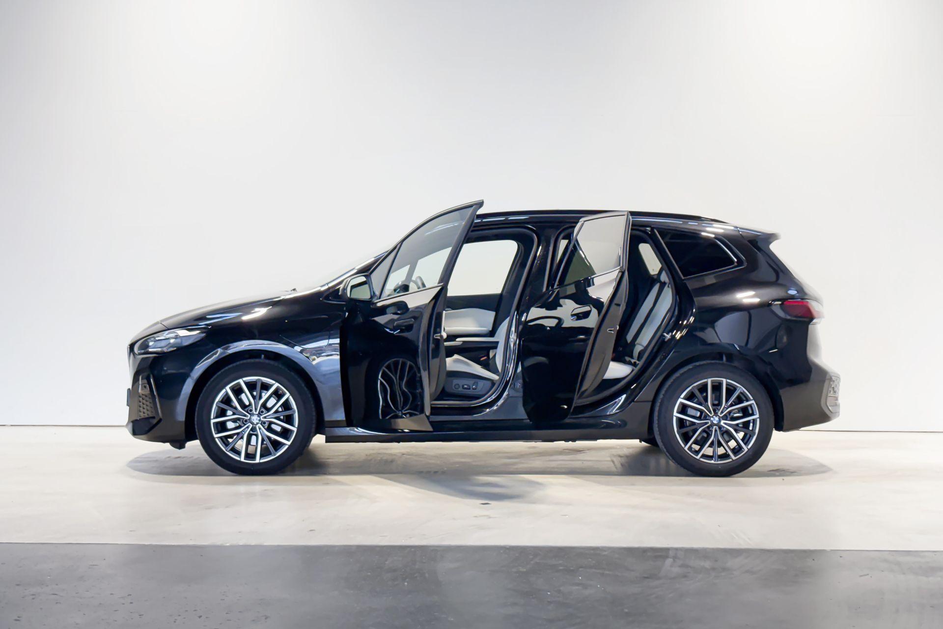 Foto van BMW 225e xDrive Active Tourer