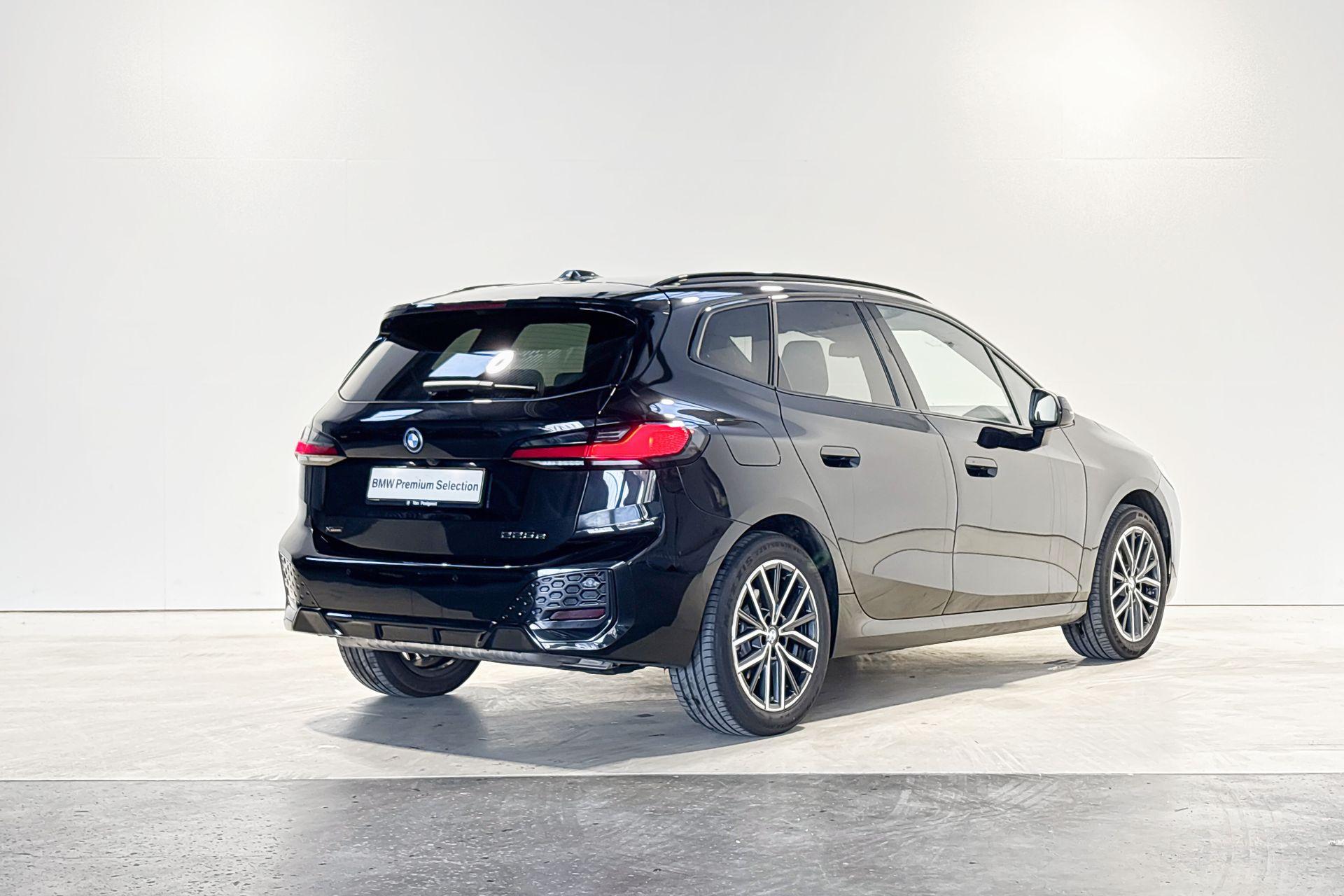 Foto van BMW 225e xDrive Active Tourer