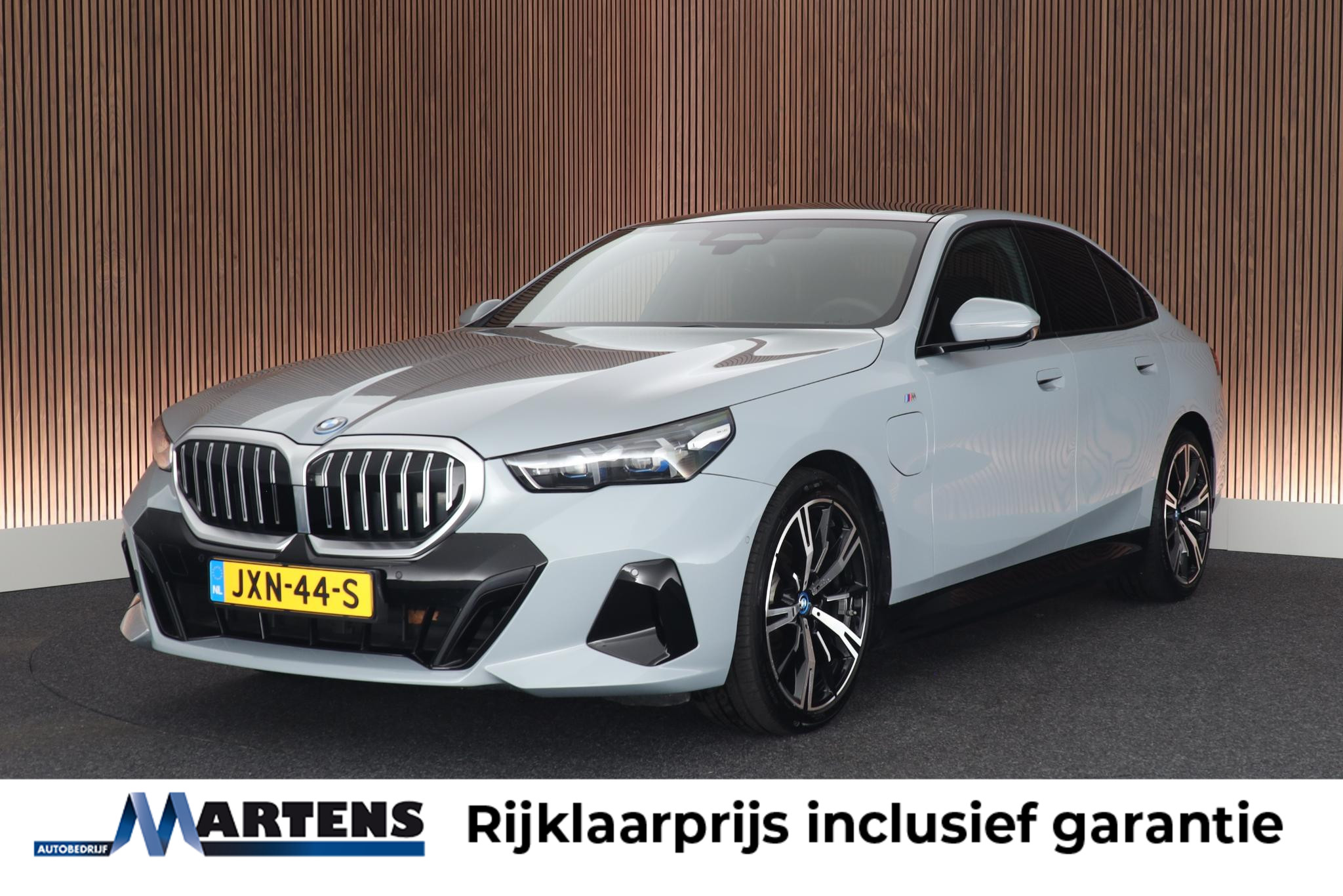 Foto van BMW 530E