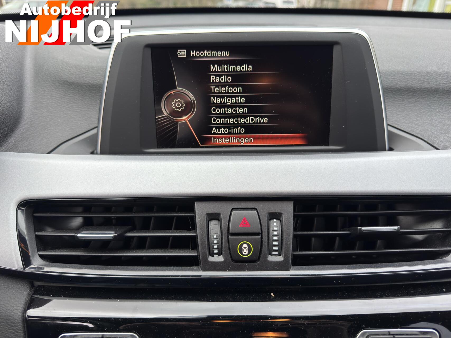 Foto van BMW X1 Sdrive18i