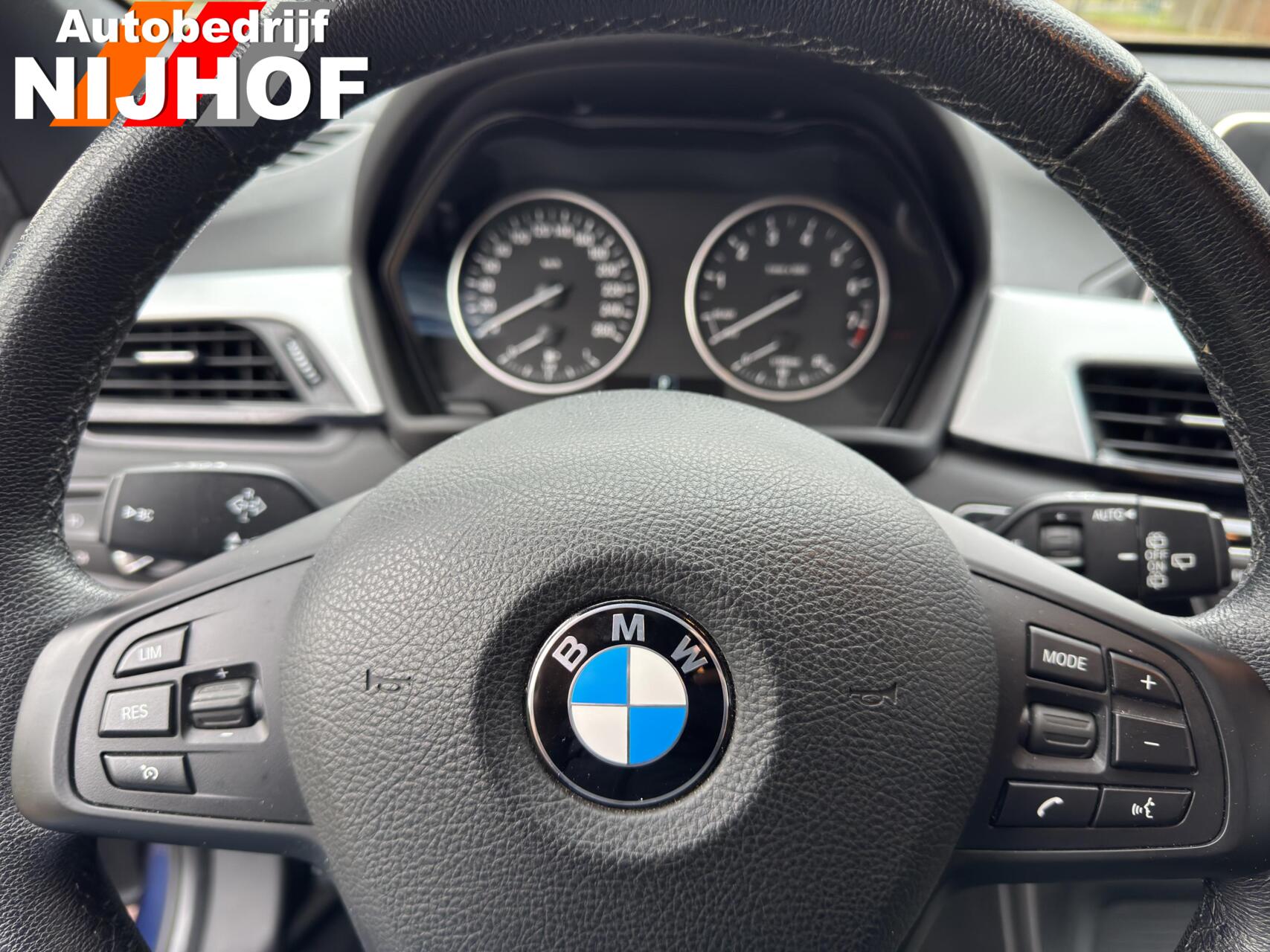 Foto van BMW X1 Sdrive18i