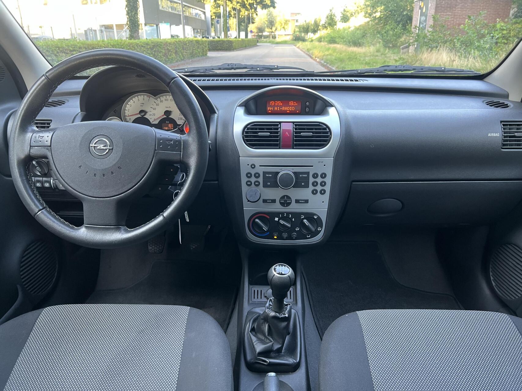 Foto van Opel Corsa-c
