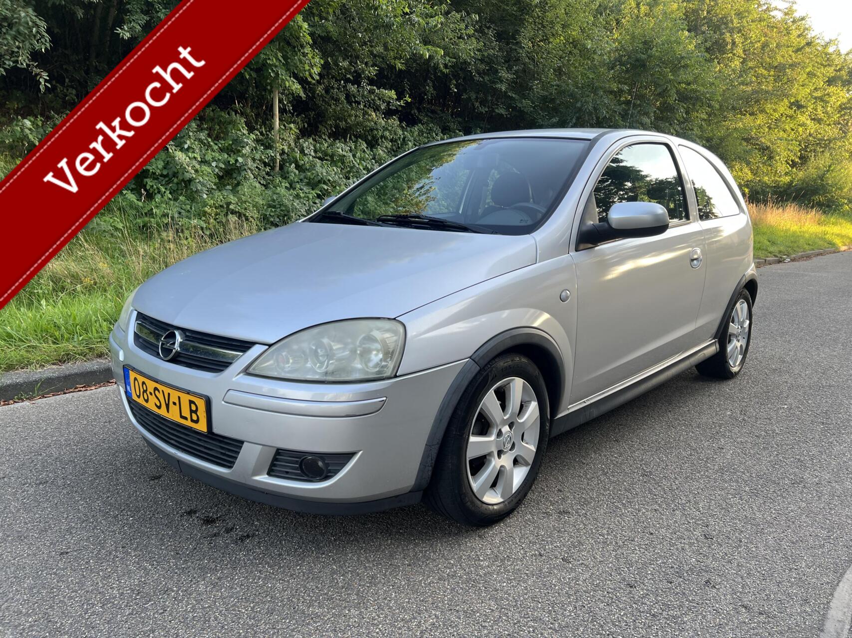 Opel Corsa-c 1.2-16V Silverline Airco 2006 - voorkant