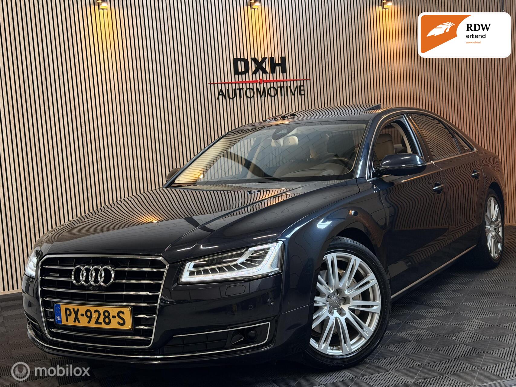 Foto van AUDI A8