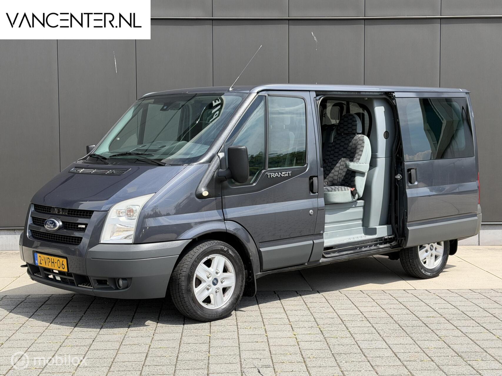 Ford Transit 260s DC 115dpf 4.36 260S 2.2 TDCI DC Airco Trekhaak Dubbele Cabine 2011 - voorkant