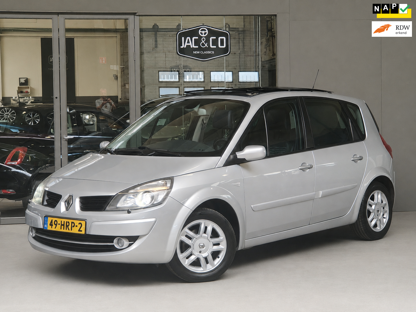 Foto van RENAULT MEGANE SCENIC
