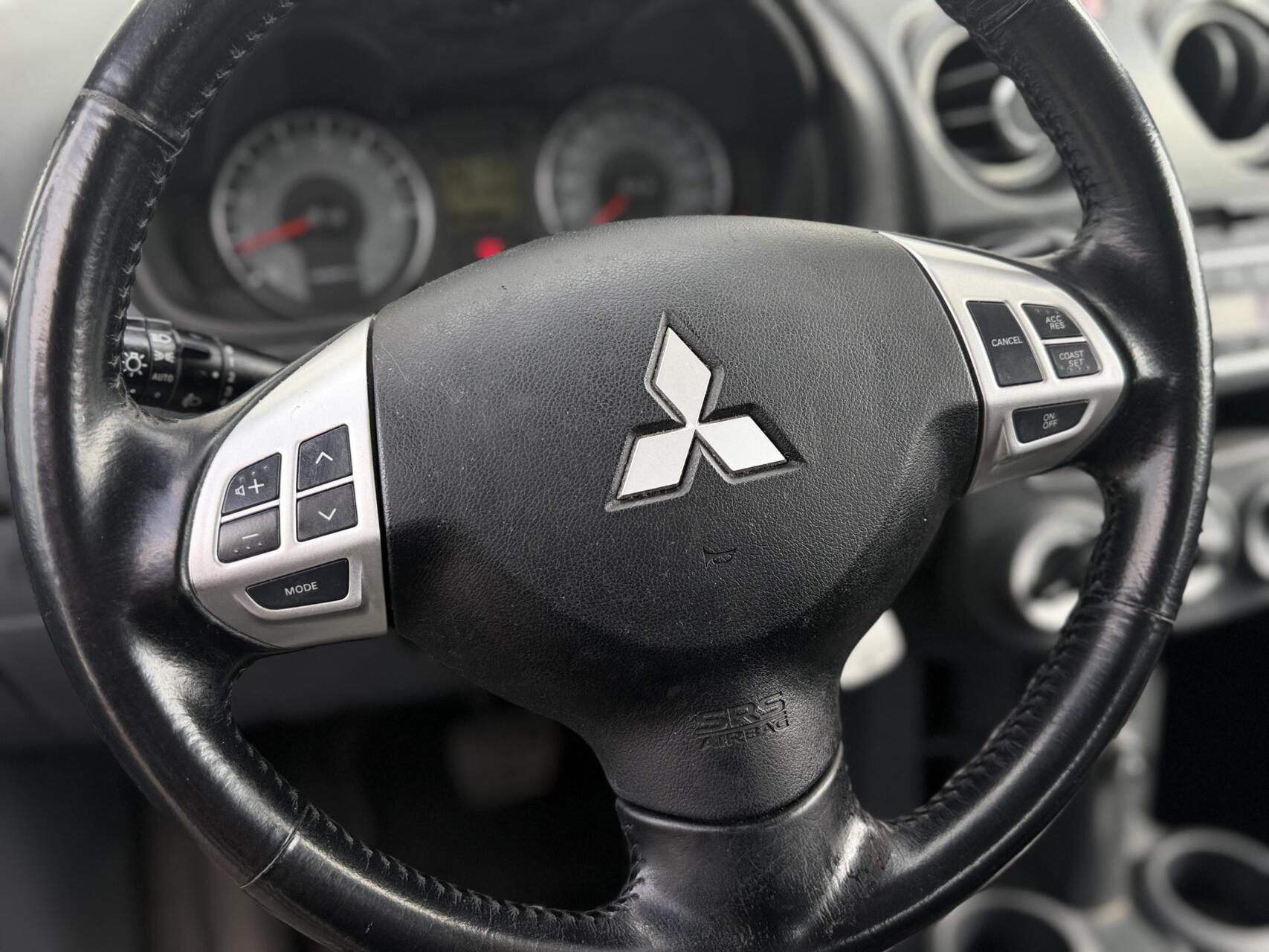 Foto van Mitsubishi Mitsubishi Colt