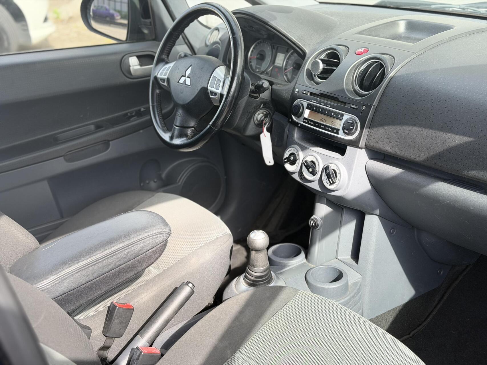 Foto van Mitsubishi Mitsubishi Colt