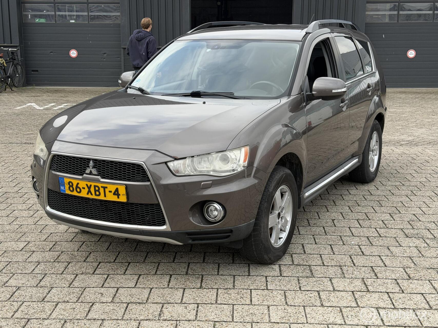 Foto van MITSUBISHI MITSUBISHI OUTLANDER