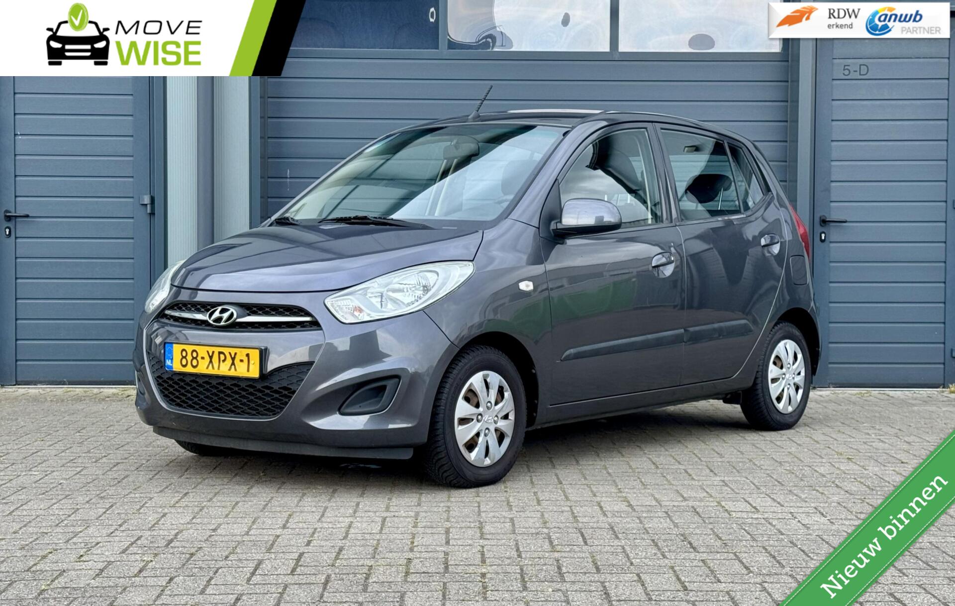 Hyundai I 10 1.1 i-Drive Cool | LAGE KM NAP | 5 Deurs | Airco | Zuinig | Betrouwbaar | 2012 - voorkant