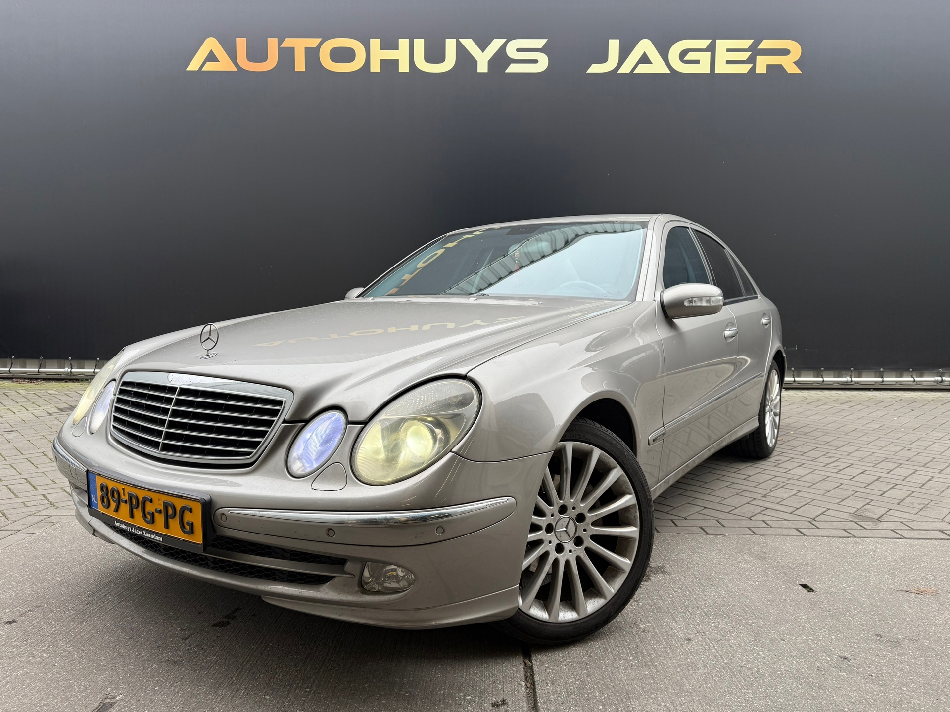 Foto van MERCEDES-BENZ E 200 KOMPRESSOR