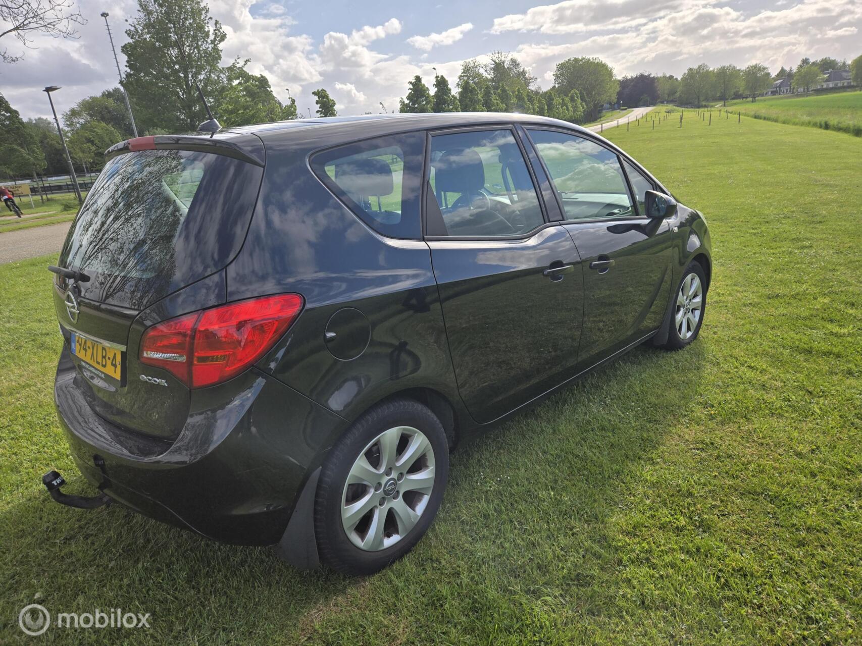 Opel Meriva 1.4 Turbo Anniversary Edition 2012 - voorkant