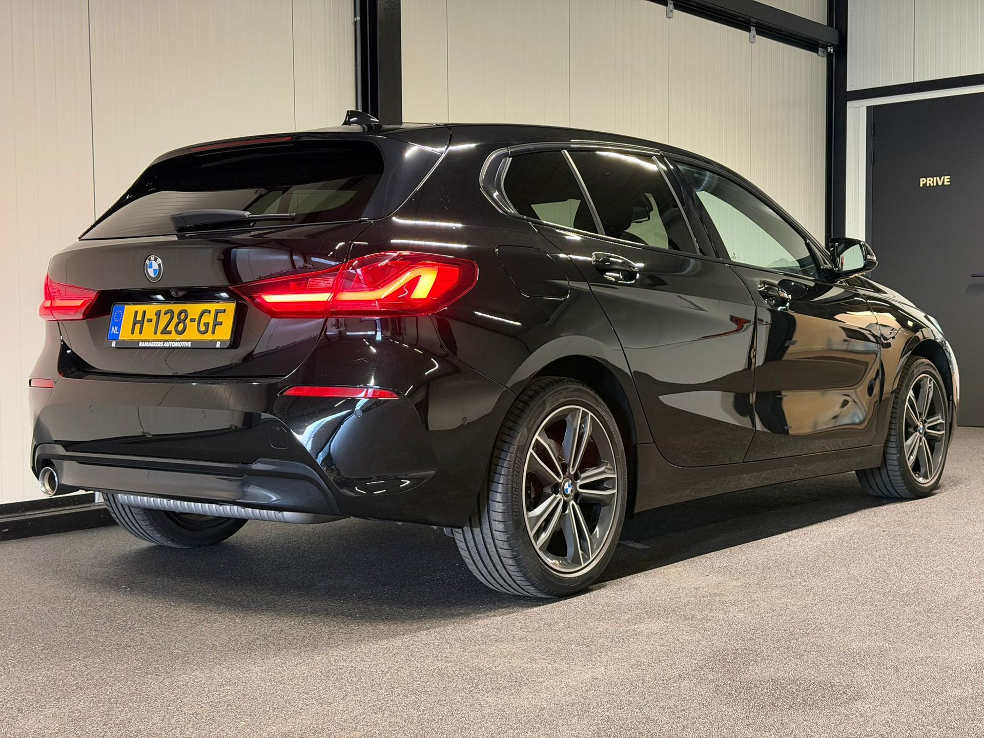 Foto van BMW 118i