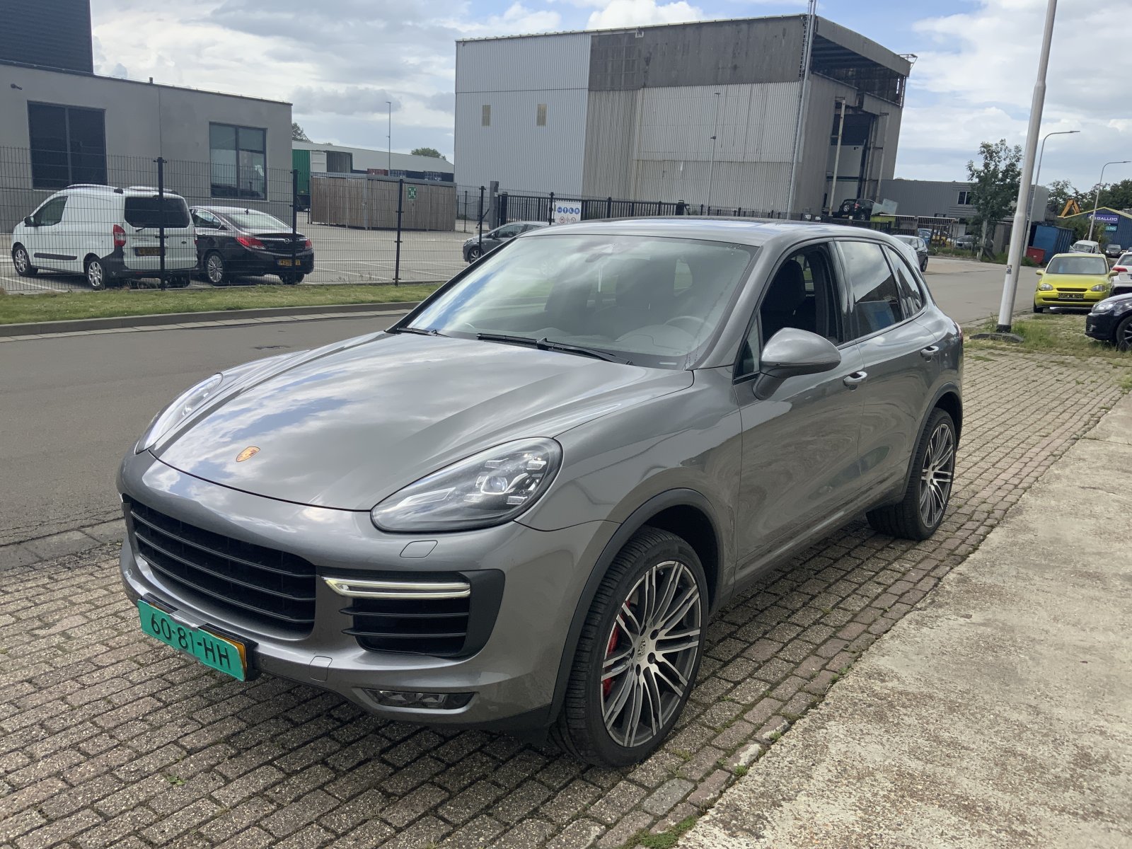 Porsche Cayenne 4.8 Turbo 2016 - voorkant
