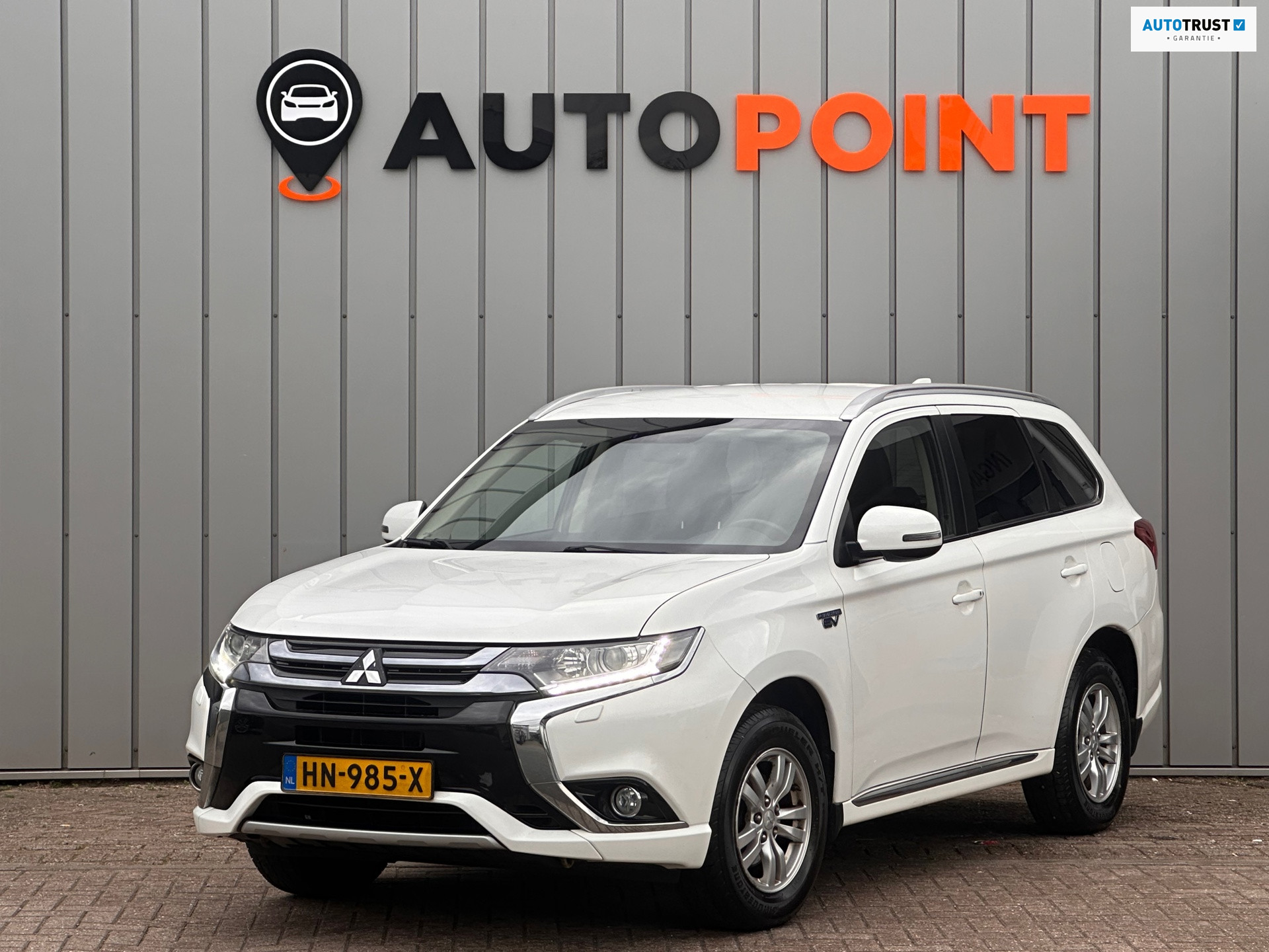 Foto van MITSUBISHI MITSUBISHI OUTLANDER