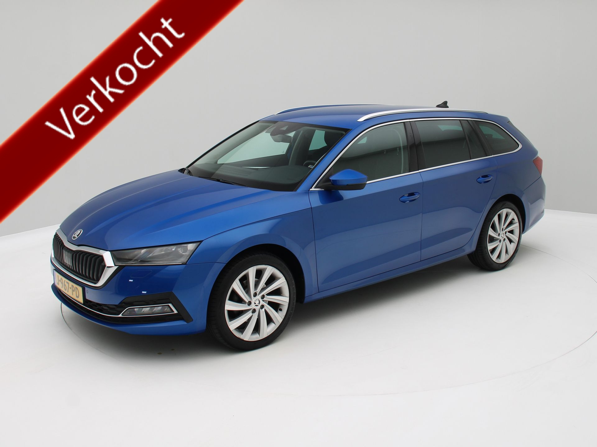 Skoda Octavia 1.5 TSI First Edition 2020 - voorkant