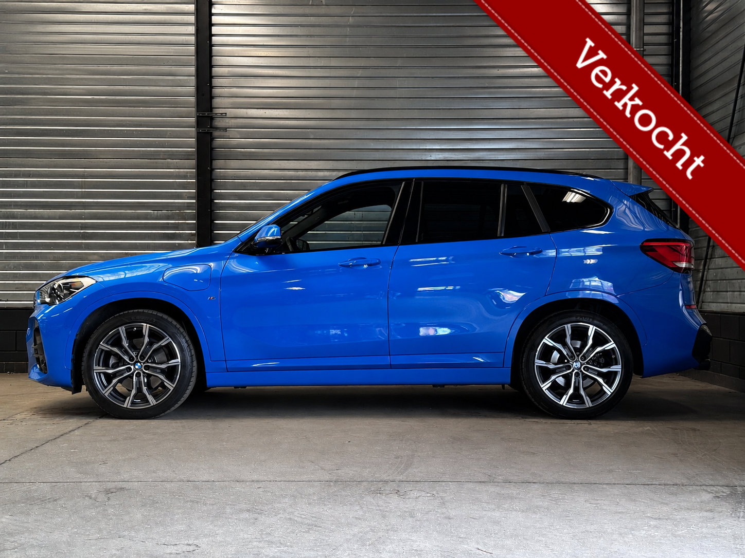 Foto van BMW X1 Xdrive25e