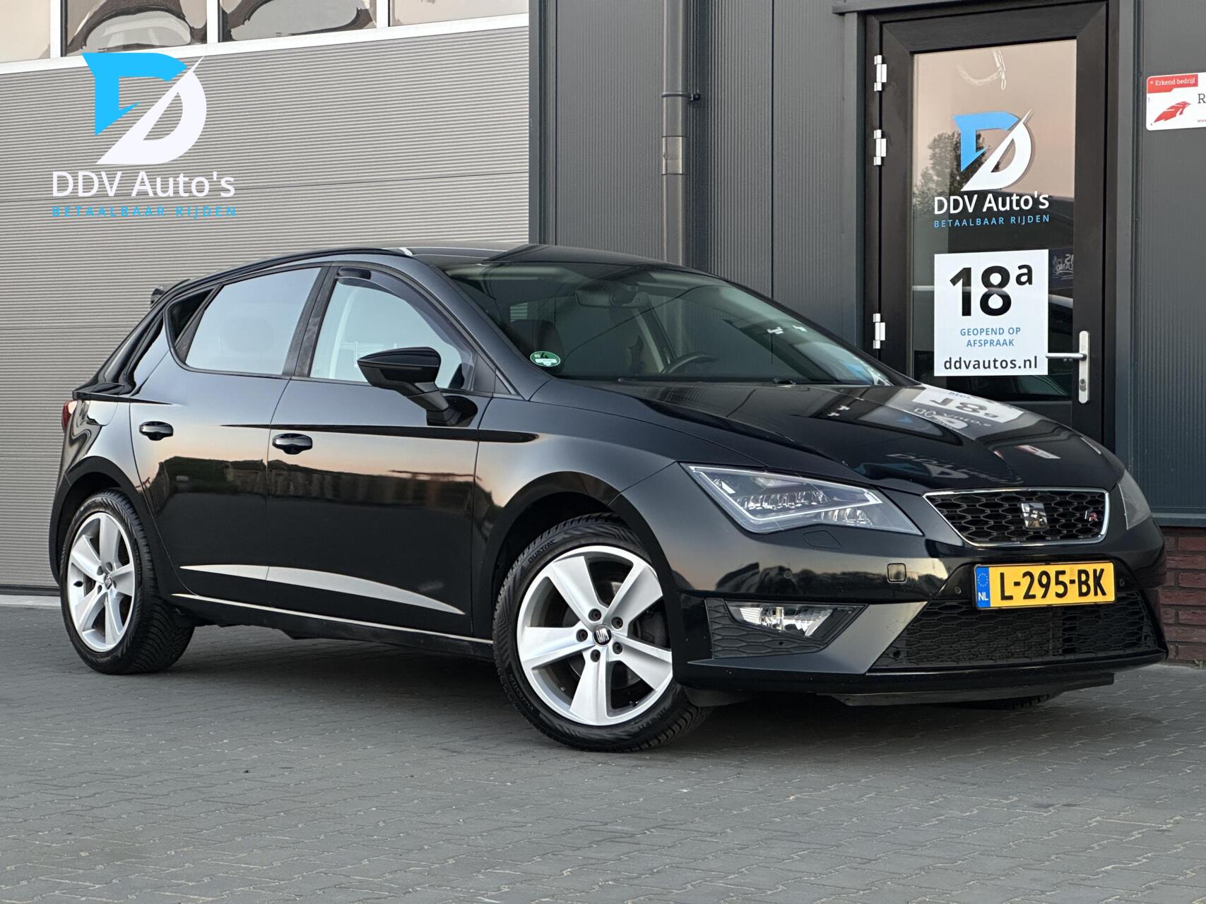 Seat Leon 1.4 EcoTSI FR Connect|Automaat|PDC|Cruise|Climate|Stoelverw.|LED|Navi| 2016 - voorkant