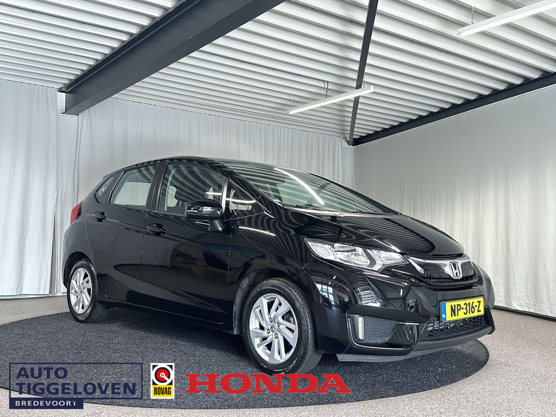 Honda Jazz 1.3 i-VTEC Comfort 2017 - voorkant