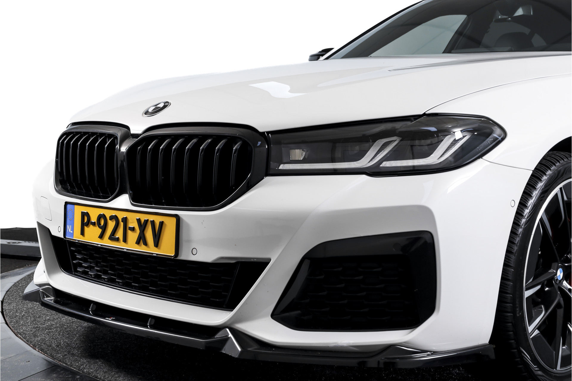 Foto van BMW 545e xDrive