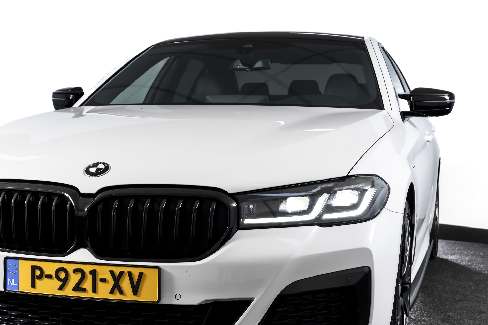 Foto van BMW 545e xDrive