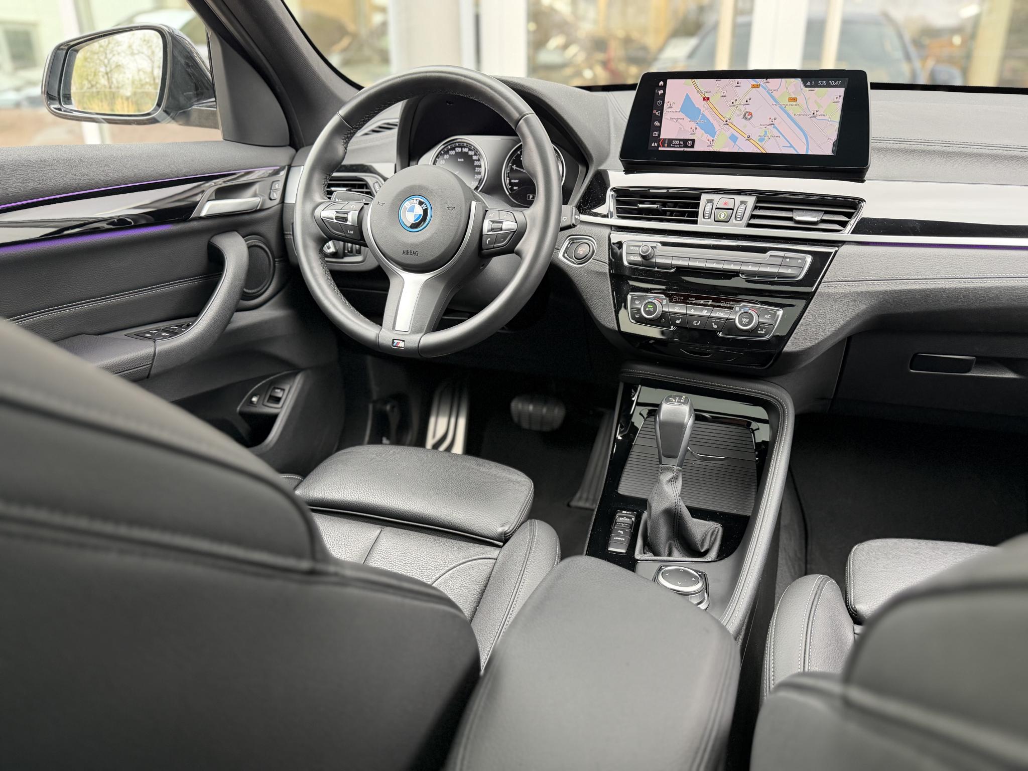 Foto van BMW X1 Xdrive25e