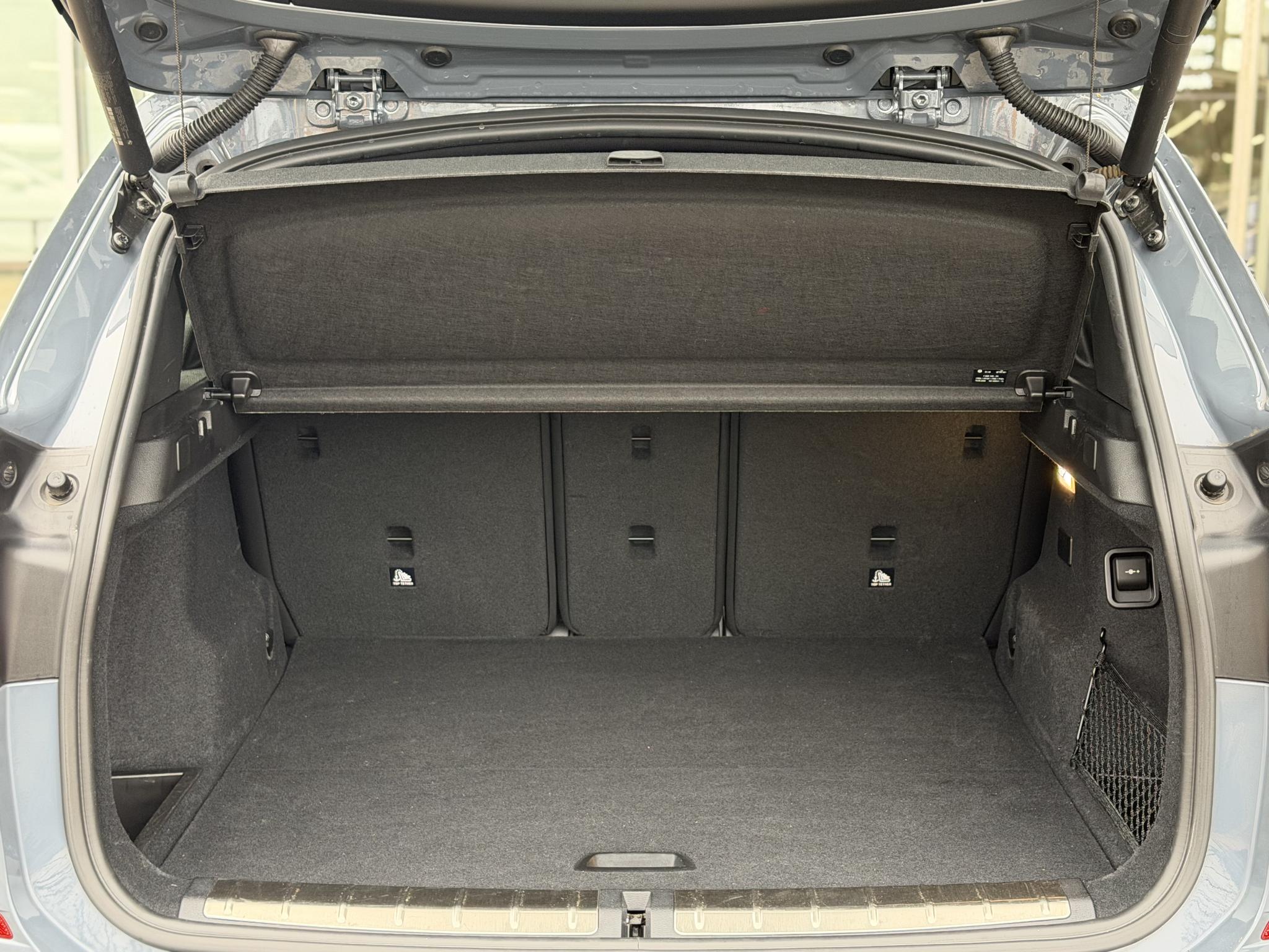 Foto van BMW X1 Xdrive25e